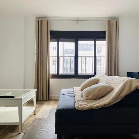 Lovely Triana Flat With Roof Terrace