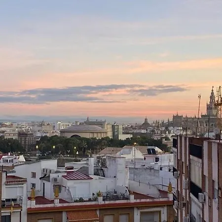 Lovely Triana Flat With Roof Terrace *